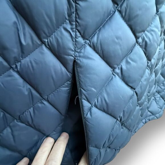J. Jill Down Filled Quilted Puffer Navy Vest Size 3X - Picture 4 of 10